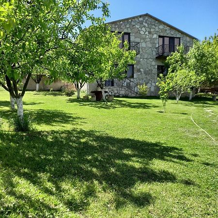 Guest House Ijevan'S Garden Exterior foto