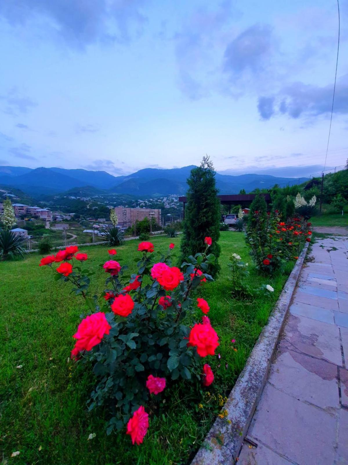 Guest House Ijevan'S Garden Exterior foto